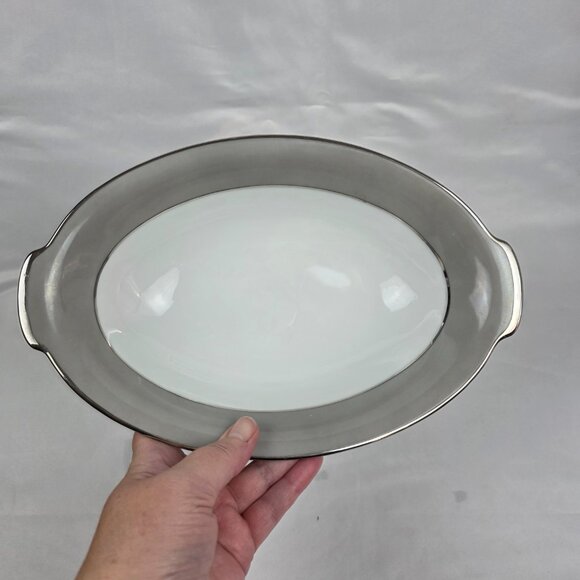 Sango Plantina Oval Serving Bowl 10 Inch White with Gray Band & Platinum Trim - Picture 2 of 11
